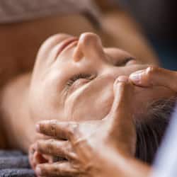 Couples treatment room(s), sauna, hot tub, steam room