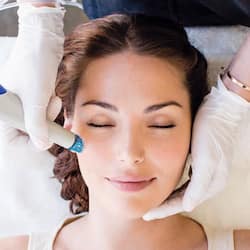 Couples treatment room(s), sauna, hot tub, steam room