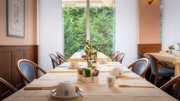 Daily buffet breakfast (EUR 12 per person)