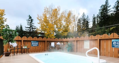 Lobstick Lodge