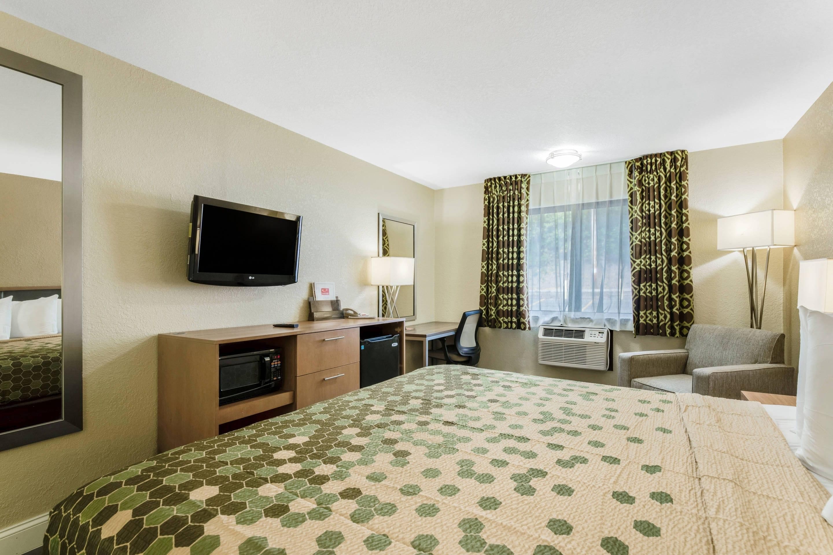 Photo - Econo Lodge Madison East