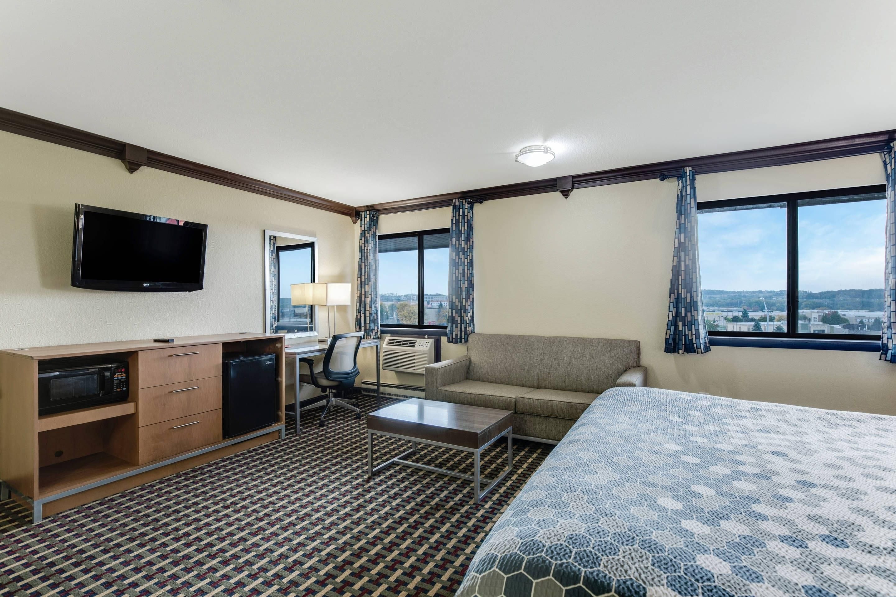 Photo - Econo Lodge Madison East