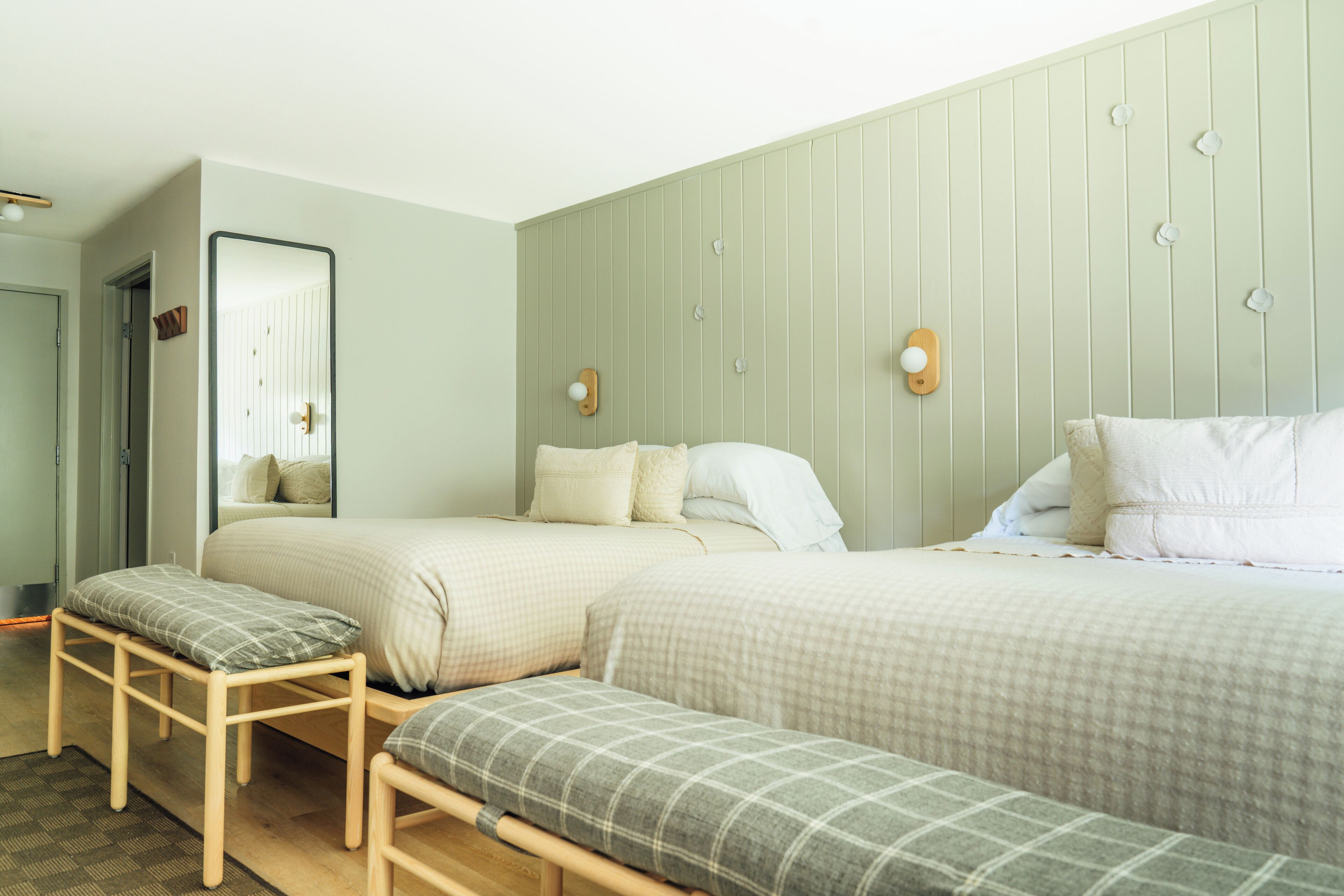 高級寝具、遮光カーテン、アイロン / アイロン台、WiFi (無料)