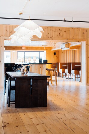Lounge dans le hall