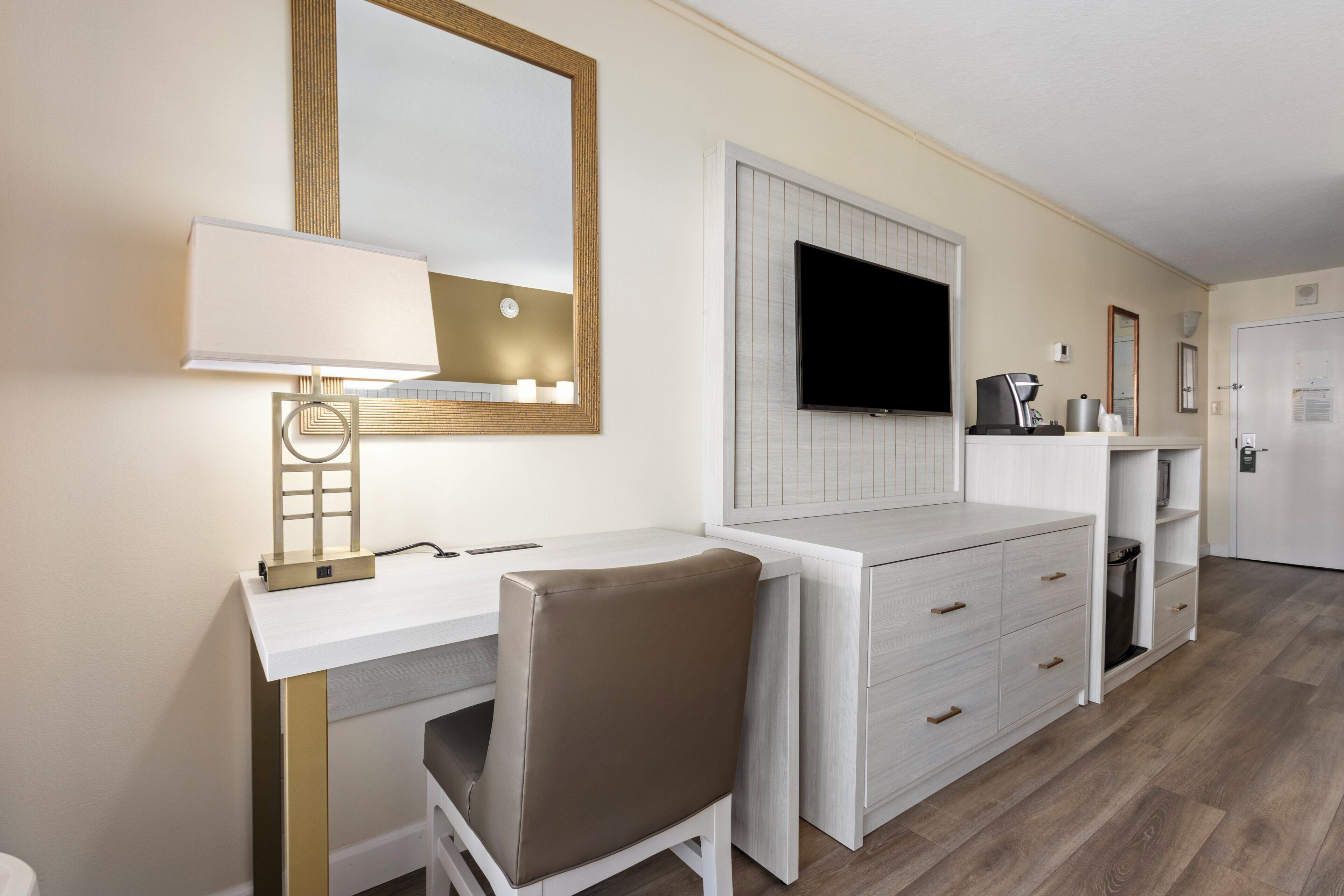 Photo - Holiday Inn & Suites Clearwater Beach by IHG
