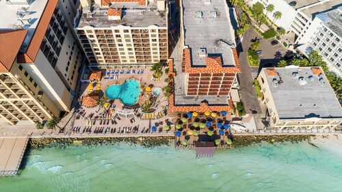 Holiday Inn & Suites Clearwater Beach by IHG