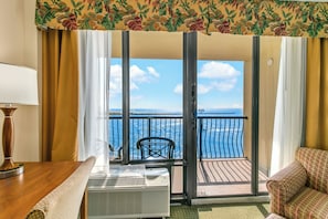 Standard Room, 1 King Bed, Balcony (Gulf View) | Premium bedding, down duvets, pillow-top beds, desk