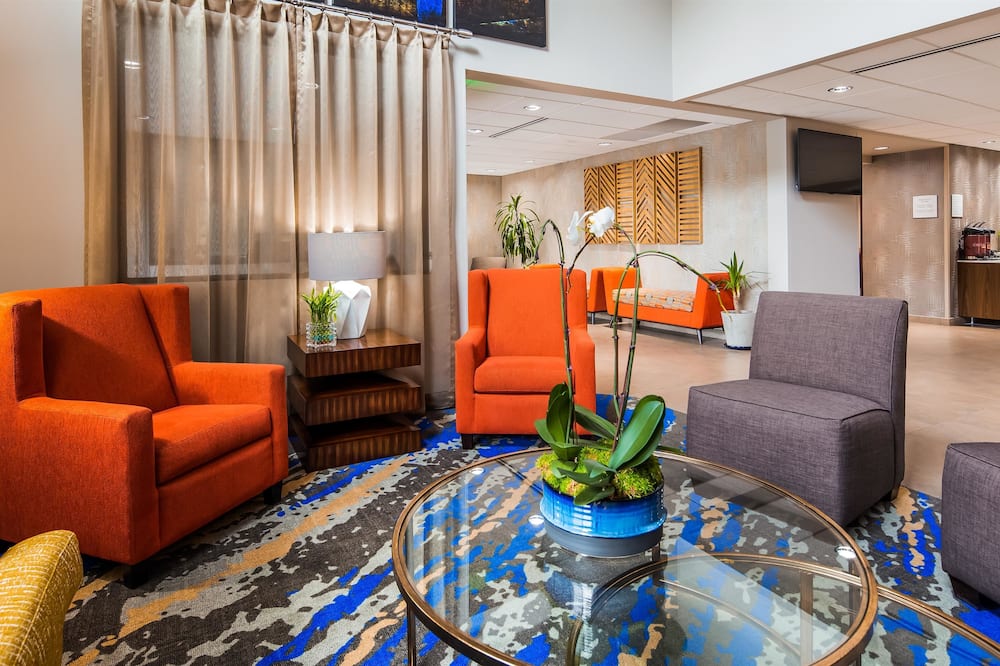 Best Western Plus Portland Airport Hotel & Suites