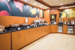 Free daily continental breakfast