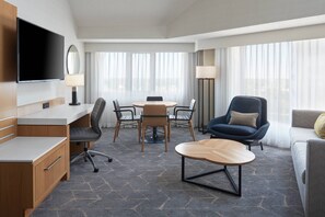 Suite, 1 Bedroom | Premium bedding, down duvets, pillow-top beds, in-room safe - Delta Hotels by Marriott Saskatoon Downtown (Saskatoon)