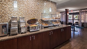 Desayuno buffet incluido todos los días