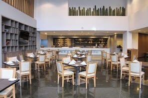 매일 뷔페 아침 식사(1인당 MXN 390)