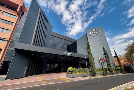 Exterior. Holiday Inn Mexico Dali Airport by IHG