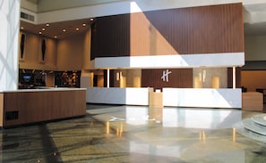 Exterior - Holiday Inn Mexico Dali Airport by IHG (Mexico City)