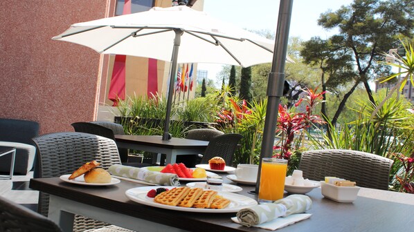 Restaurant - Holiday Inn Mexico Dali Airport by IHG (Mexico City)