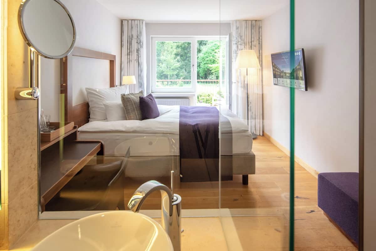 Standard Single Room | Premium bedding, down comforters, pillowtop beds, minibar