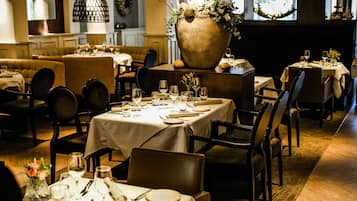Ze serveren er lunch en diner