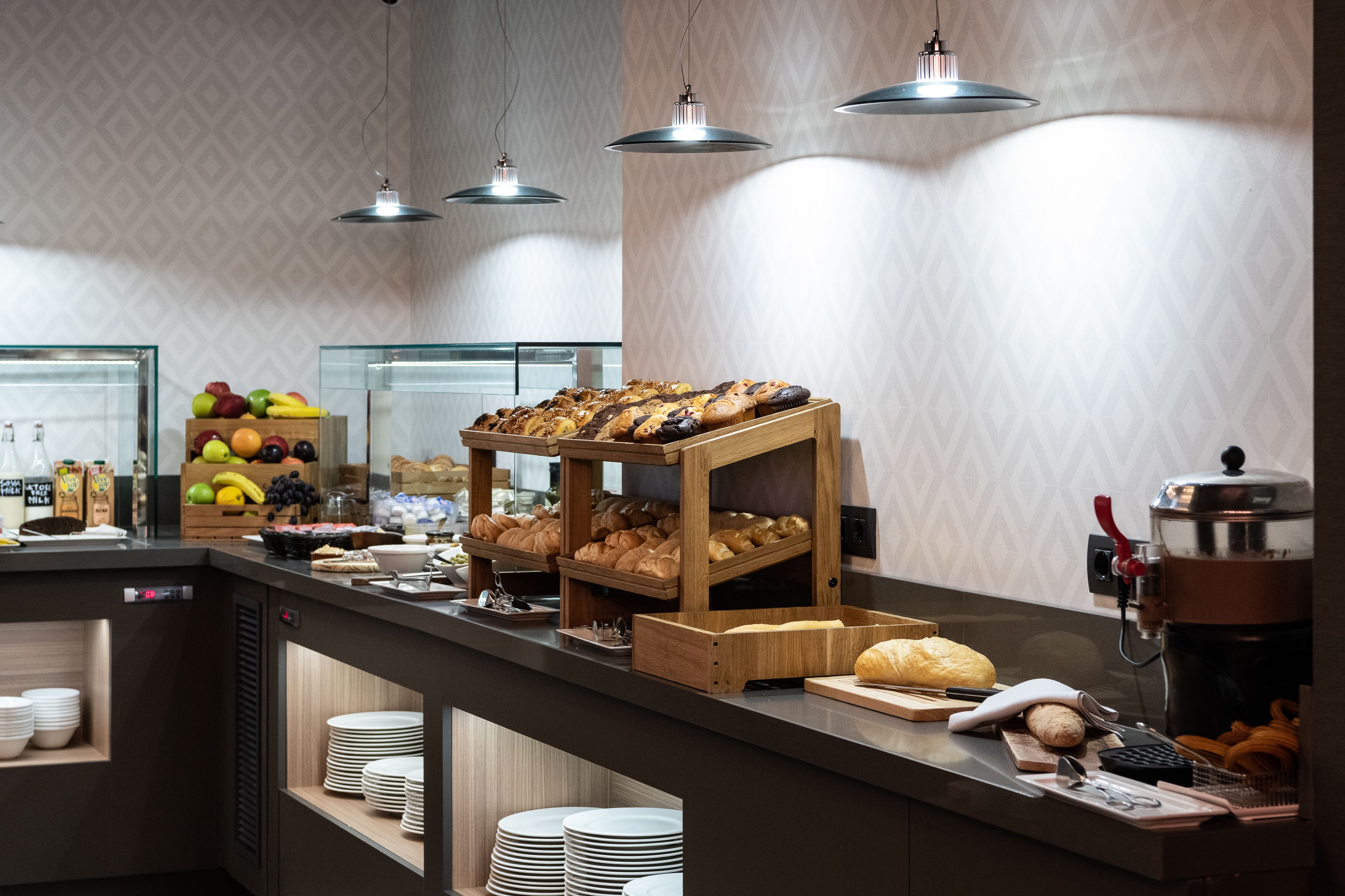 Petit déjeuner buffet (22 EUR par personne)