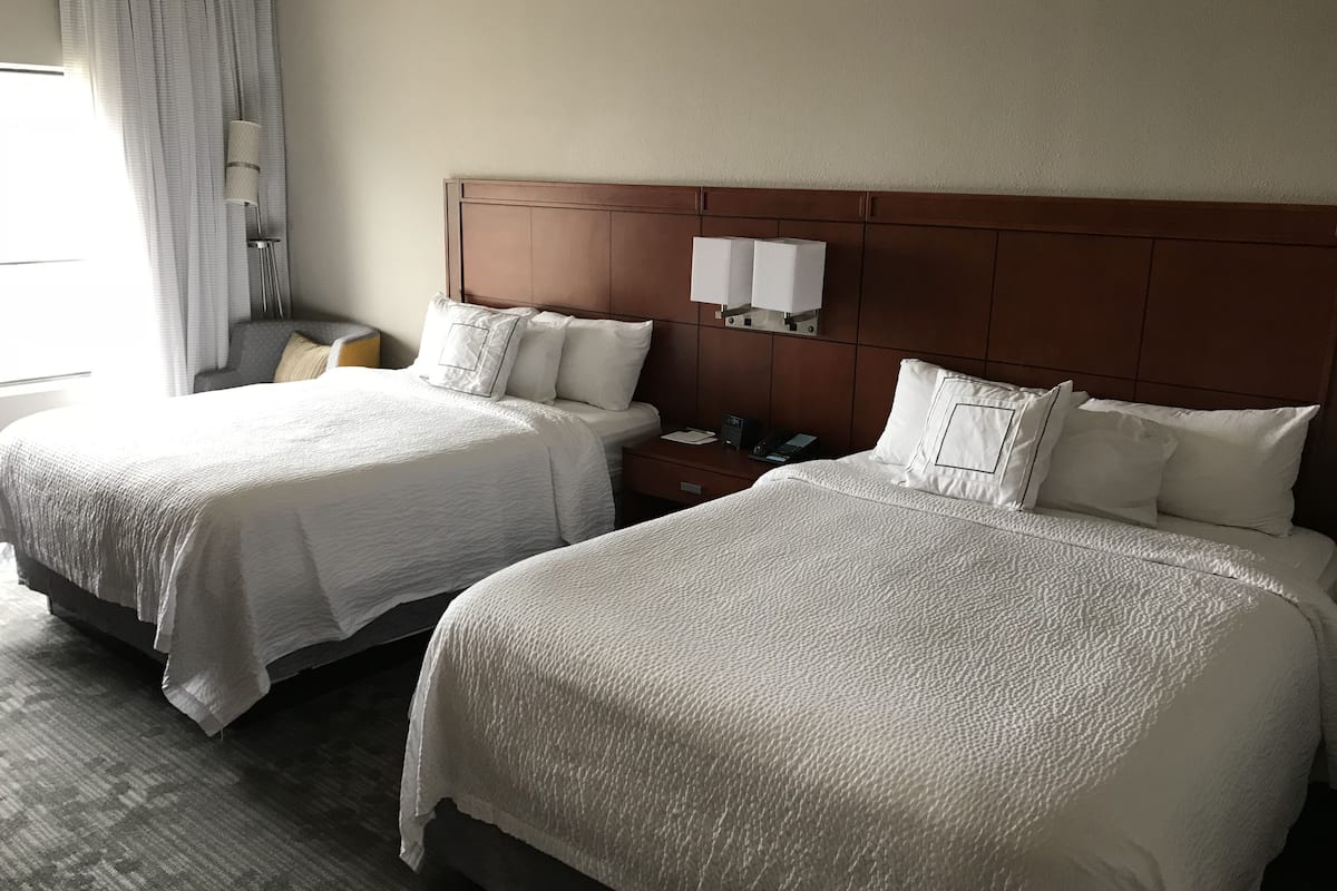 1 bedroom, in-room safe, desk, iron/ironing board