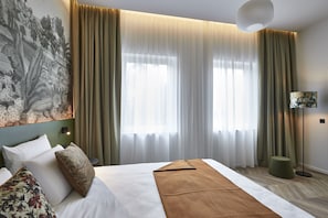 Superior-Vierbettzimmer (Botanist) | Zimmersafe, individuell dekoriert, Verdunkelungsvorhänge