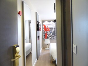 Premium bedding, in-room safe, desk, blackout curtains