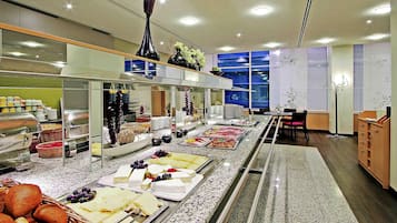 Daily buffet breakfast (EUR 17.5 per person)