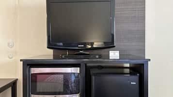 1 bedroom, desk, free WiFi, bed sheets