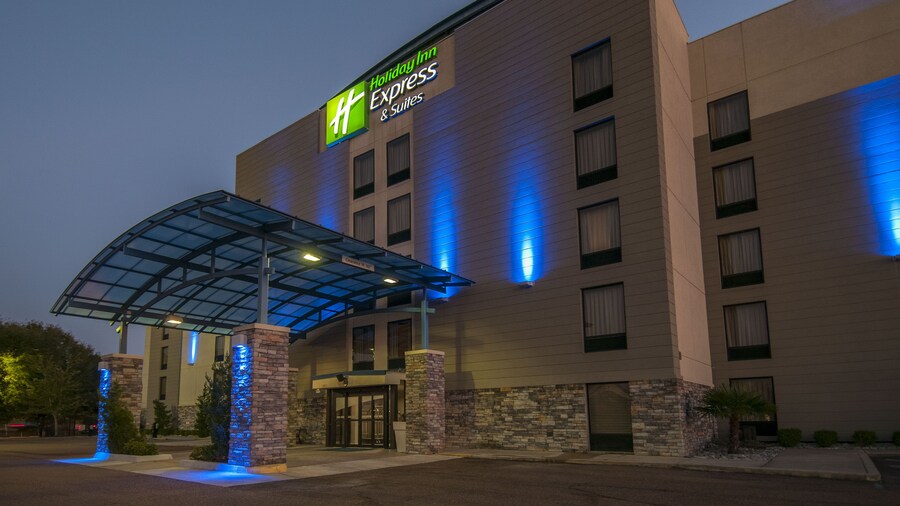 Holiday Inn Express & Suites Jackson Downtown - Coliseum by IHG
