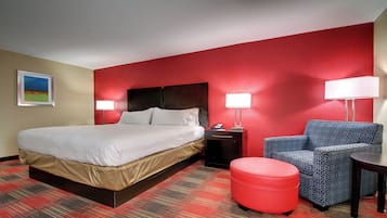 Ropa de cama de alta calidad, camas con pillow-top y escritorio