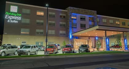 Holiday Inn Express & Suites Dayton Southwest by IHG