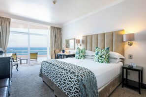 Minibar, in-room safe, desk, soundproofing - Beverly Hills (uMhlanga)