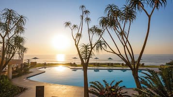 Beach/ocean view