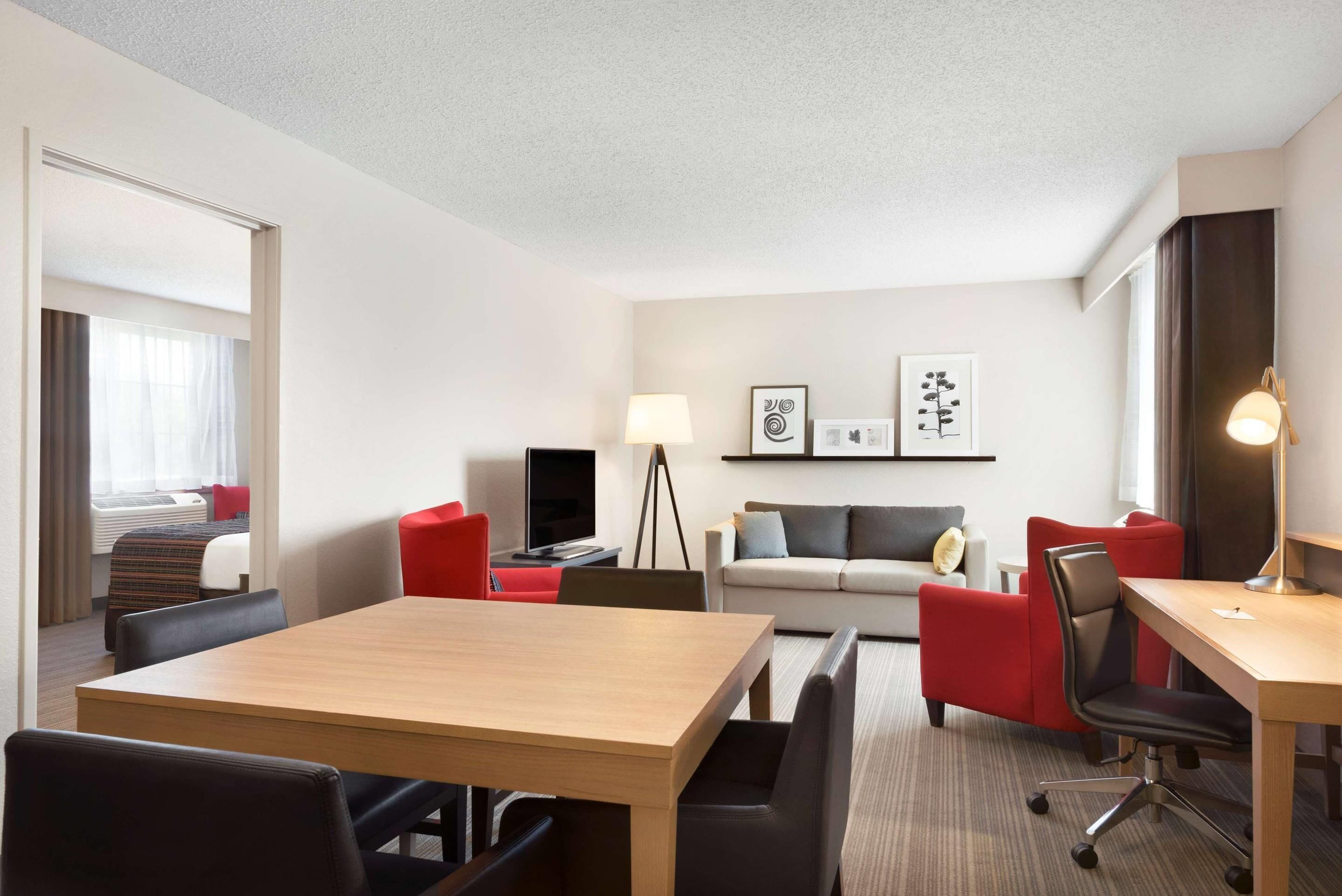 Suite, 1 King Bed, Non Smoking (Extended Stay) | Premium bedding, pillowtop beds, desk, blackout drapes