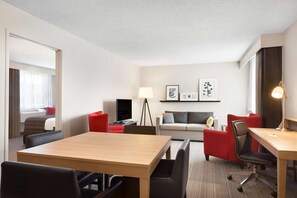 Suite, 1 King Bed, Non Smoking (Extended Stay) | Premium bedding, pillowtop beds, desk, blackout drapes - Country Inn & Suites by Radisson, Minneapolis West, MN (Plymouth)