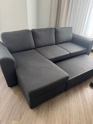 Studio | Living area