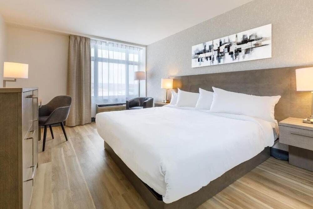 Decoración personalizada, muebles diferentes y escritorio 