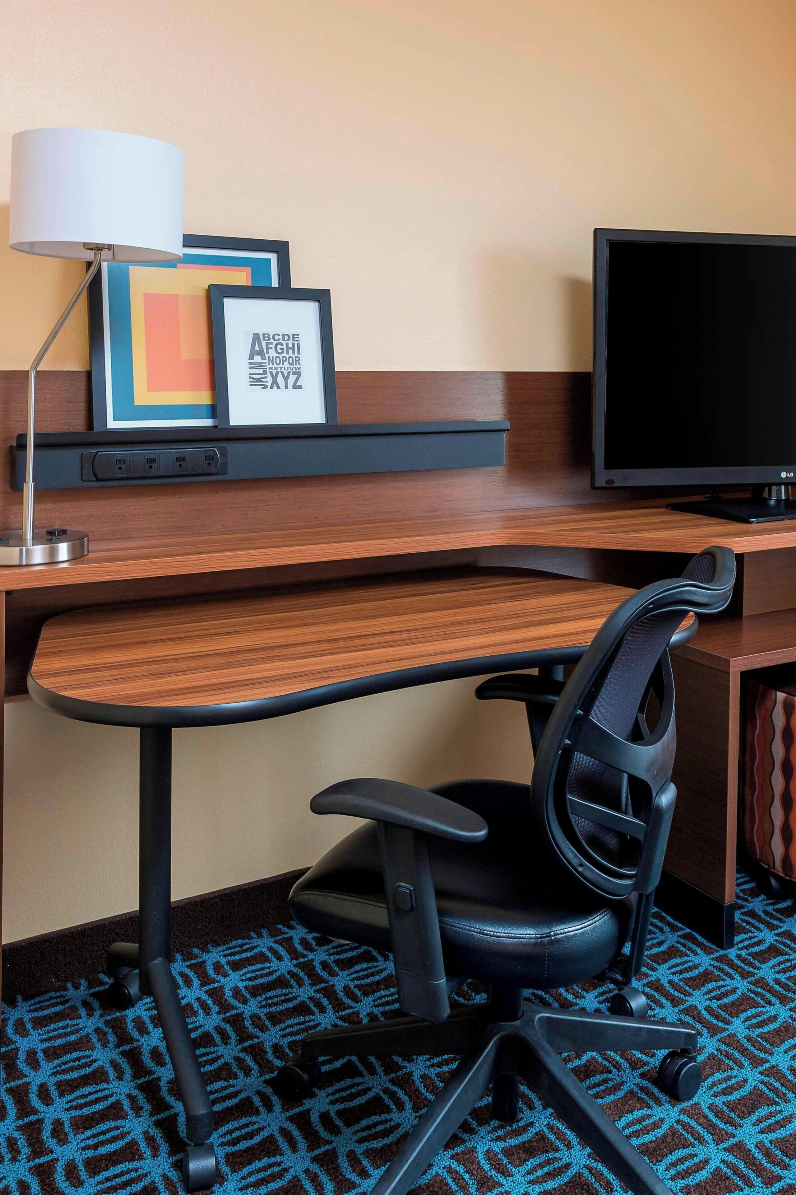 executive suite, 1 king bed with sofa bed | 1 bedroom, premium bedding, desk, laptop workspace