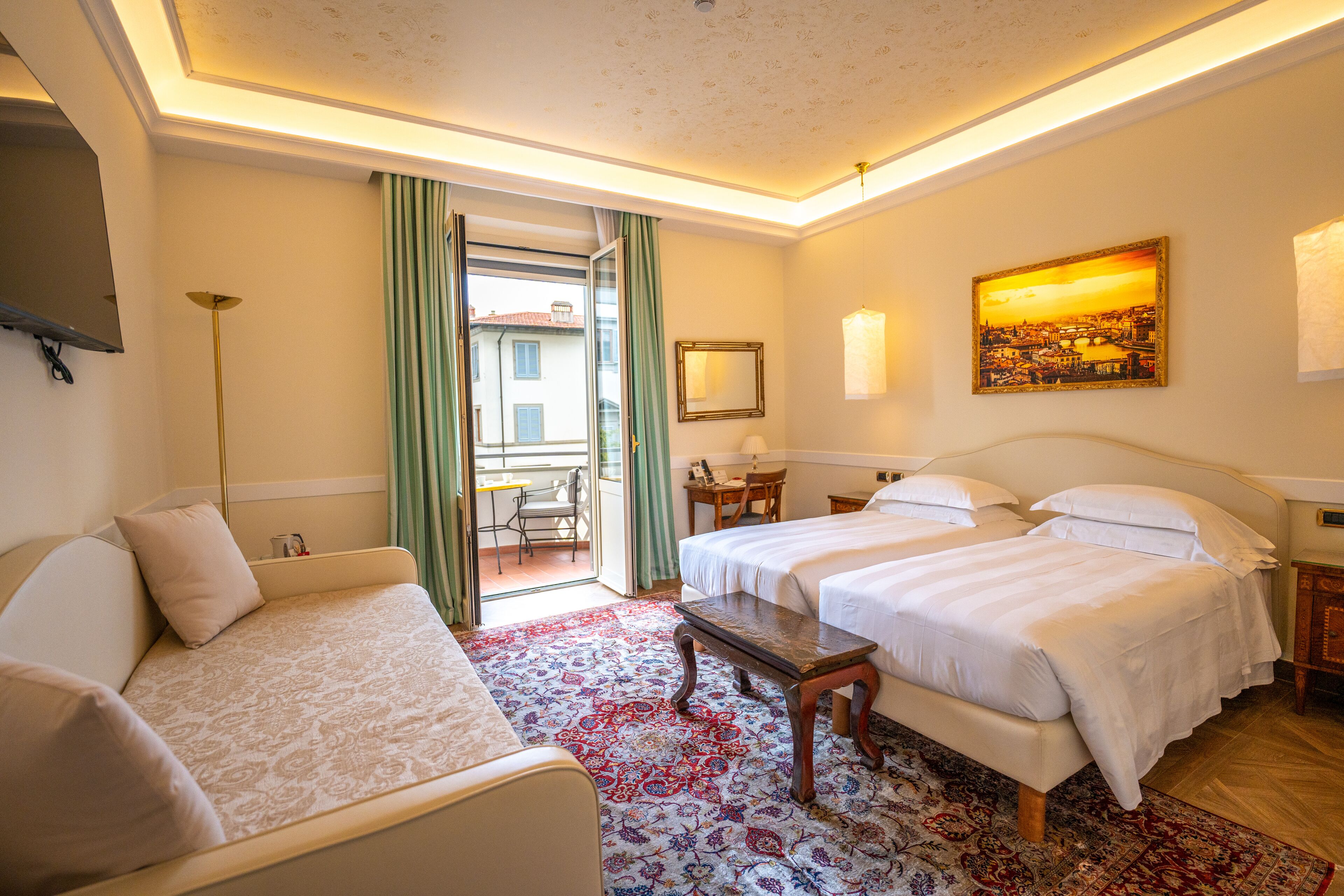 deluxe double room, balcony | 1 bedroom, premium bedding, down duvets, minibar