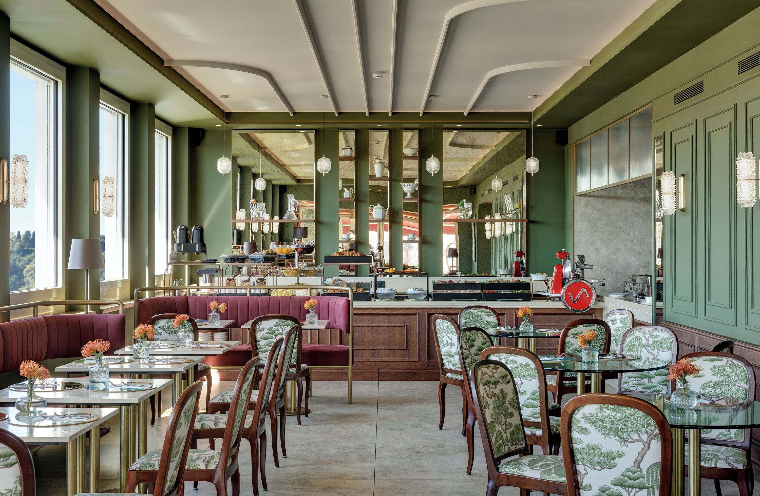 Daily buffet breakfast (EUR 20 per person)