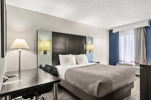 Standard Room, 1 Queen Bed, Non Smoking