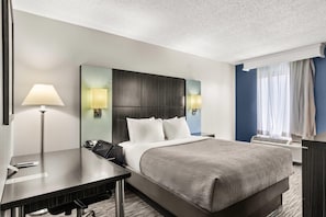 Standard Room, 1 Queen Bed, Non Smoking