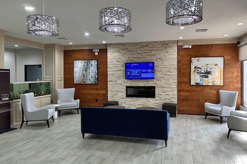Comfort Inn & Suites Houston Key-Katy