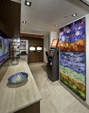 ATM/banking on site