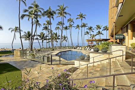Outdoor pool. Mana Kai Maui- Official Onsite Rental