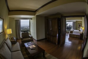1 bedroom, pillowtop beds, in-room safe, desk