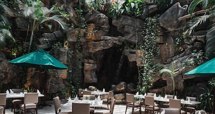 Clarion Suites Guatemala City