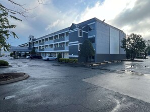 Exterior - Motel 6 Charlotte, NC – Airport South (Charlotte)