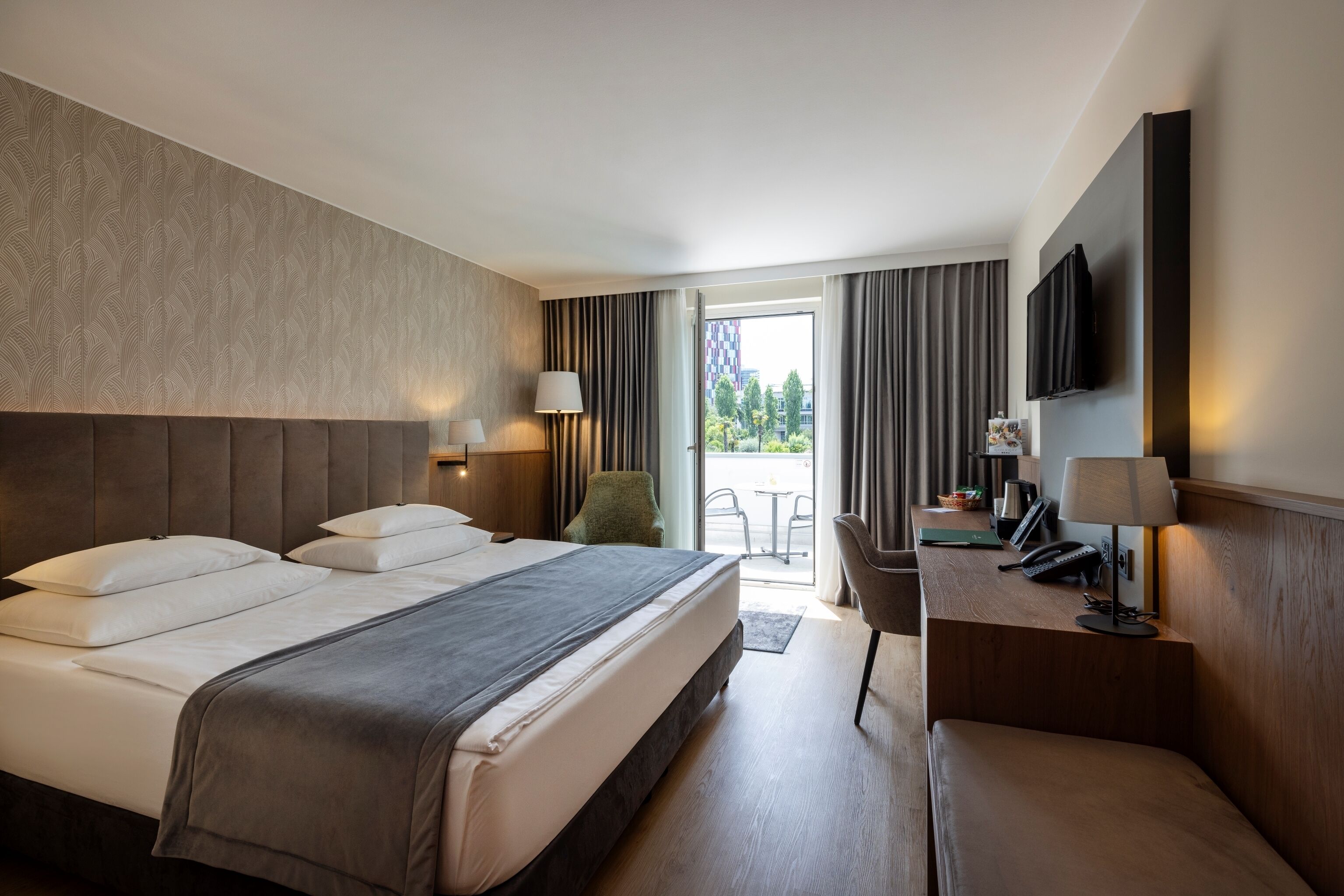 Literie de qualité supérieure, surmatelas, minibar