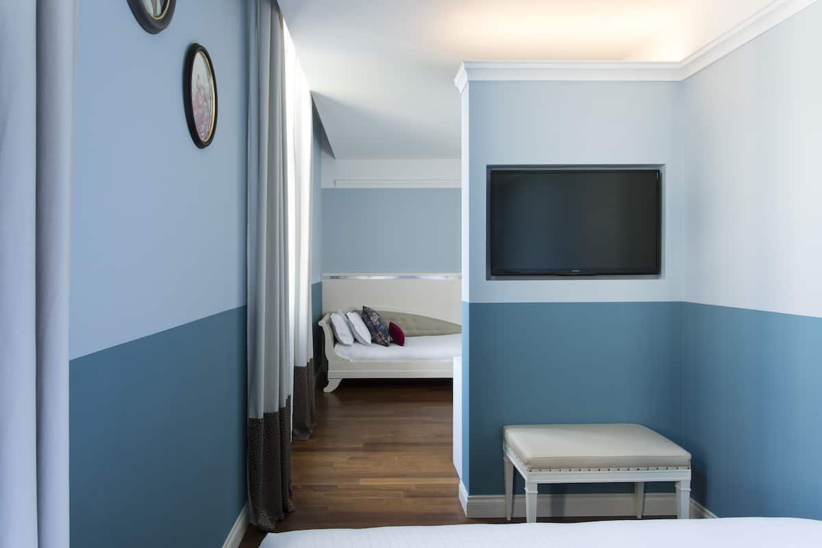 Premium-Zimmer, 1 King-Bett | 1 Schlafzimmer, hochwertige Bettwaren, Daunenbettdecken