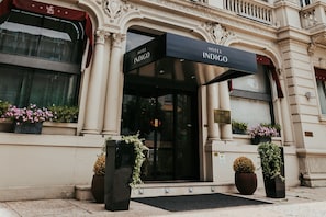Property entrance - Hotel Indigo Verona - Grand Hotel Des Arts by IHG (Verona)